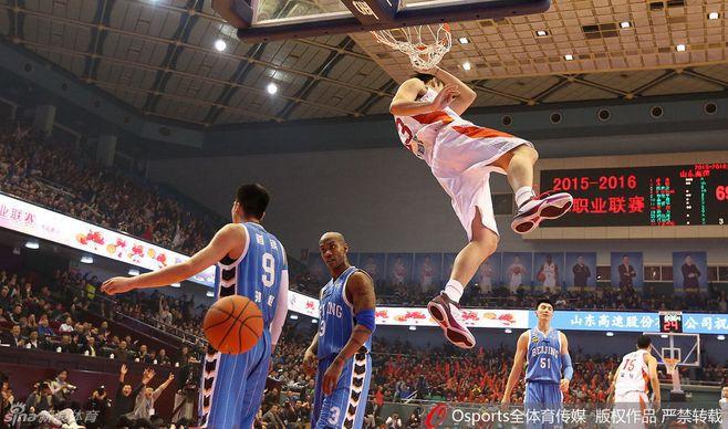 丁彦雨航 cba 扣篮 男篮