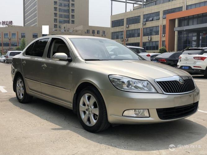 斯柯达明锐2.0l 自动豪华版 金色 5.3 万 精品车况,好车不等人