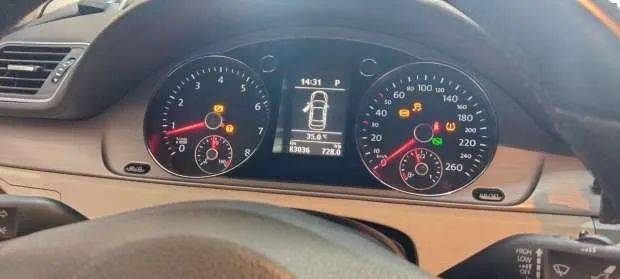 大众迈腾仪表防滑灯点亮维修案例