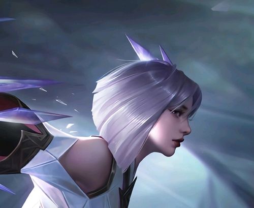 在s19赛季即将更新的前一段时间,新英雄【镜】的伴生皮肤也爆料了