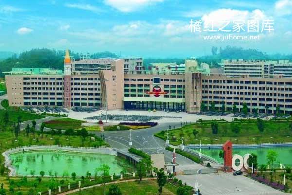 化州市第一中学和各学校:化州中考成绩查询,最低录取分数线