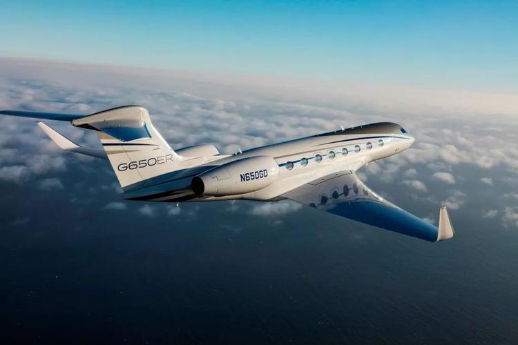 曾经的亚洲首富李超人和漂亮国特斯拉的马斯克的私人飞机就是湾流g650