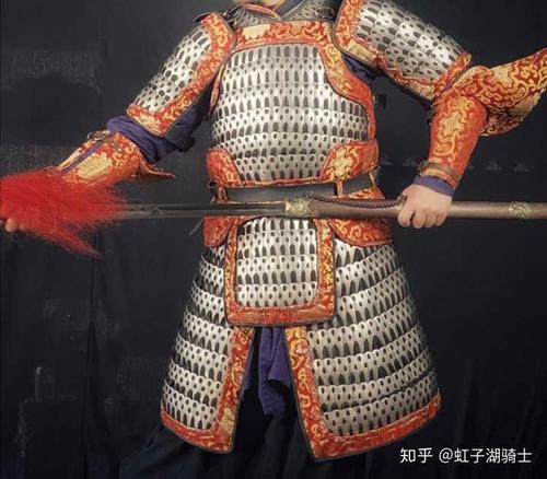 贵一些,钛或者其他特殊材质也可能贵,想买甲片自己做的请酌情考虑) 山