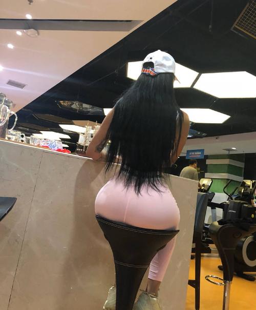 身材极棒的翘臀美女 男人女人的终极梦想