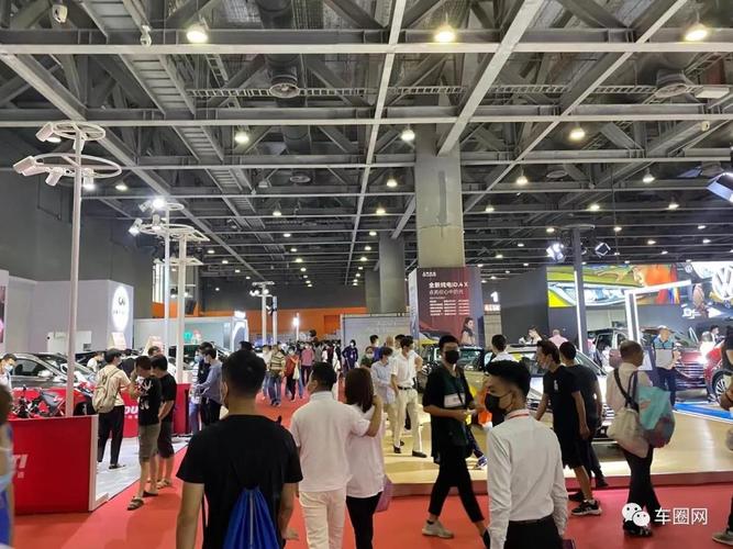 广州十一国庆车展在保利世贸博览馆开幕