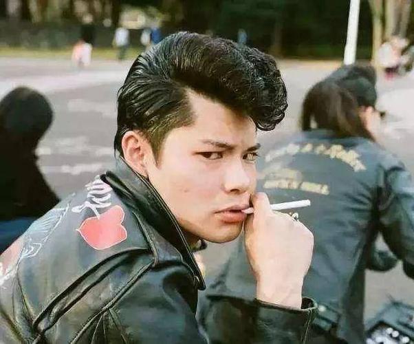 暴走族的飞机头