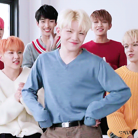 韩网热帖! seventeen woozi呢