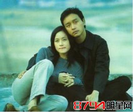 毛舜筠(毛毛姐)是香港至八会成员 张国荣唯一公开女友