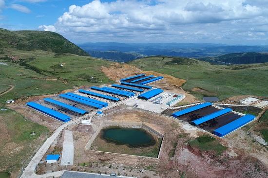恒大集团帮扶援建石门乡女姑村肉牛养殖基地.jpg