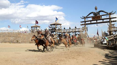 自费推荐:《奔跑吧,兄弟》收官战拍摄地红格尔敖包,《红格尔敖包表演