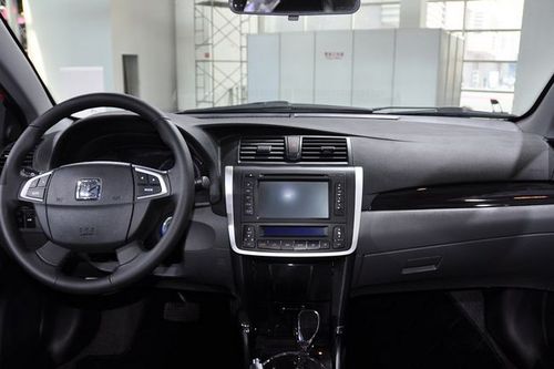 众泰z300欲推出新视界版 有望今年8月上市