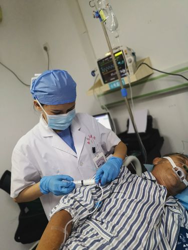 无痛胃镜,"胃"爱前行