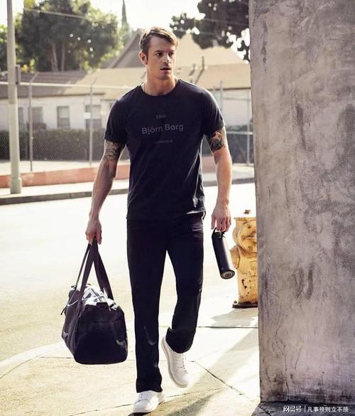 瑞典男演员乔尔金纳曼因为男女关系处理不好成为了丑闻男主角