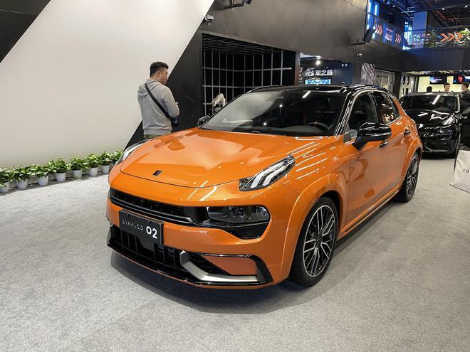 送给大孩子们的礼物 领克02hatchback上市 售价17.68万元-新浪汽车