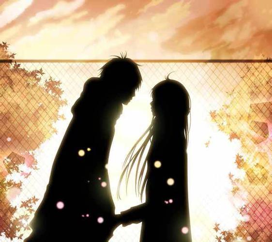 求几张动漫情侣图片有点像是离别和思念时的表情的图片,像这样的.