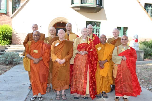 万佛圣城 – 法语缤纷