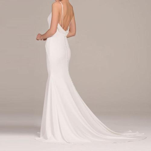 背面长晚礼服聚酯苗条和地板长度和不同的大小为选择和露肩拼布白色