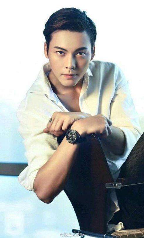 年度好老公陈伟霆:做女皇给他生猴子