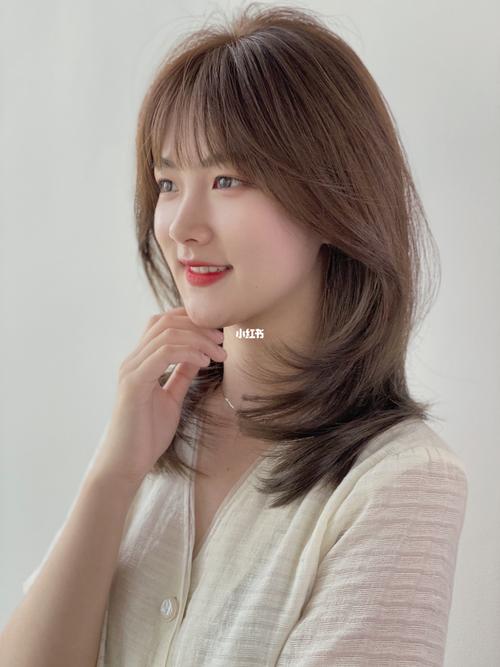 脑门窄颧骨宽的女生适合的发型_发型_颧骨_金鹰购物中心(盐城聚龙湖店