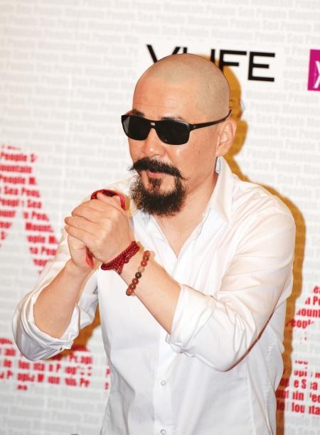 "四郎"陈建斌转型 《人山人海》扮农民