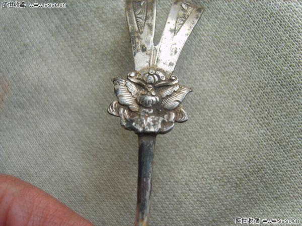 清代银器:双尖花蝴蝶银簪子一个 - 古代金银饰品,用具 - 金银饰品