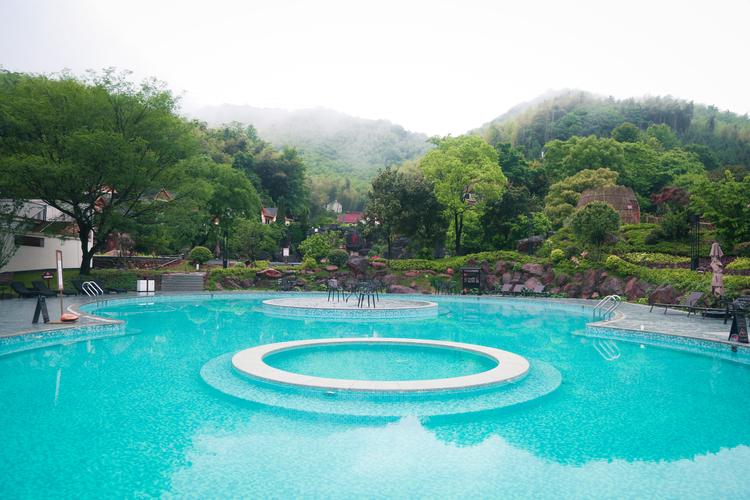 天堂温泉度假酒店