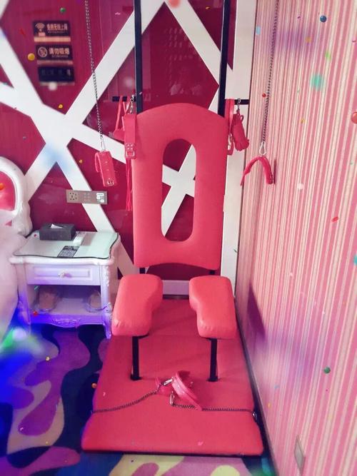 主题酒店老虎凳牛魔王情趣椅洗浴椅情趣家具创意酒店宾馆电动床红色