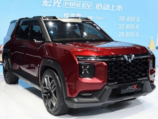 五菱汽车大家当然是不陌生的,这么些年以来它的销量绝对是非常夸张的