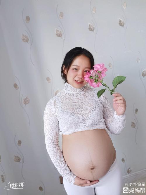 在家拍了孕妇照,给大肚子的自己留个念吧