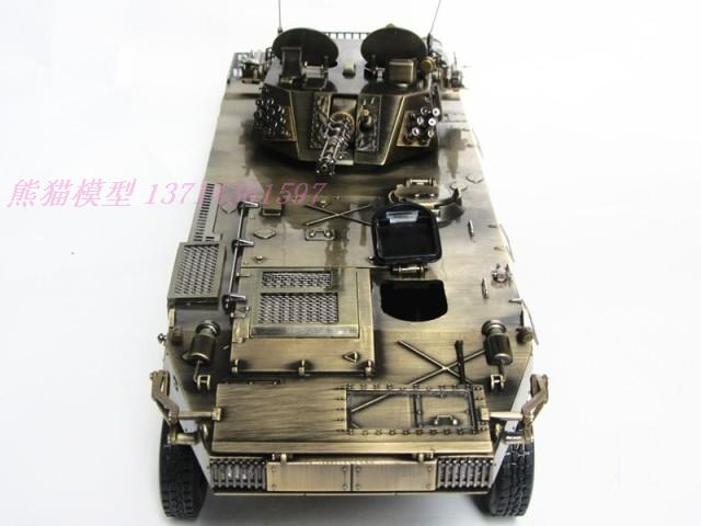 雪豹 热卖雪豹8x8大轮式步战车模型 1:2 8*8轮式装甲车70周年阅兵纪念