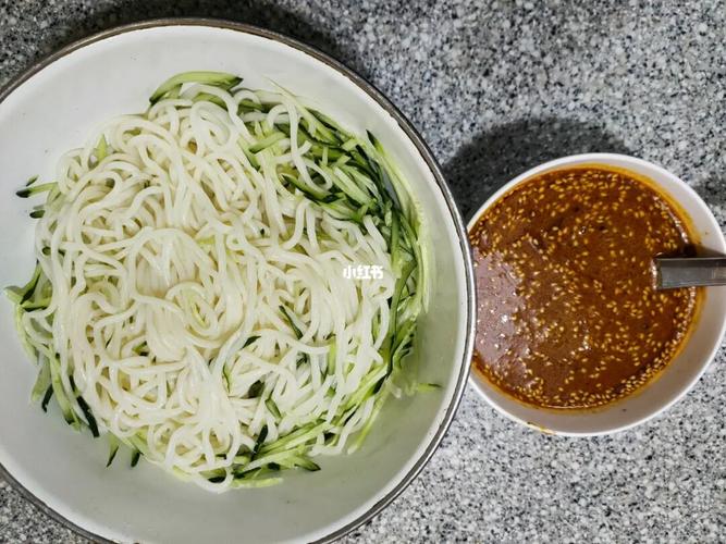 麻酱凉面yyds_麻酱凉面_美食_夏天去哪玩_凉面_酱料_美食日常_美食