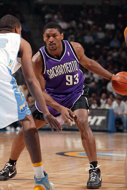 加西亚最后三分投失国王负掘金客场仍一胜难求