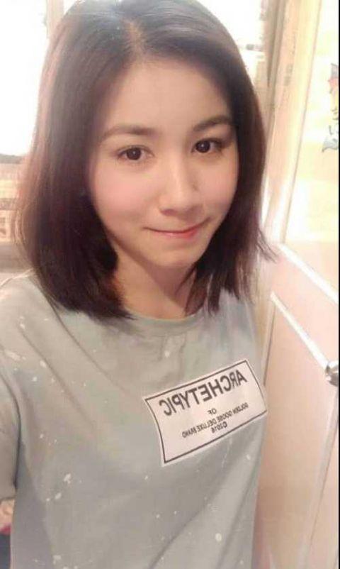 网友晒老婆照片震惊全场