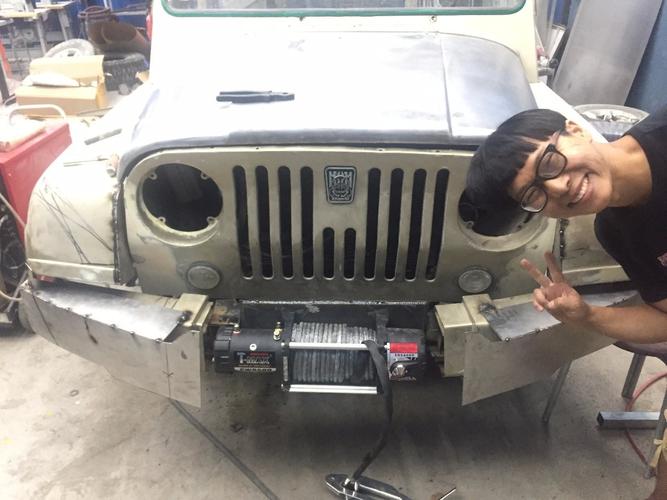 fmc 第六集:带着尿骚味的北汽战旗,爆改以后和姑娘在