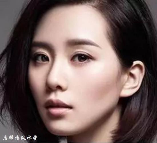 鼻子面相在女人命运当中代表"夫星"鼻子的形状与高低,色泽直接关联到
