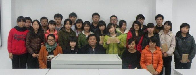 怀宁二中落实"滋蕙计划"助学品学兼优的学生