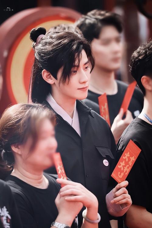 明媒善娶任豪古装开机造型101