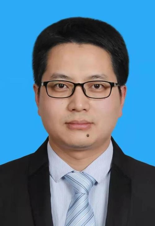 黎平选出新县长(附简历)