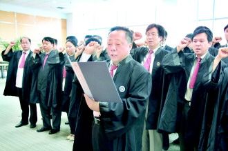 北京律师统一着装