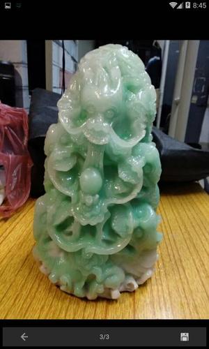 帮我看看大清乾隆年制五龙戏珠翡翠摆件是真的还是假的