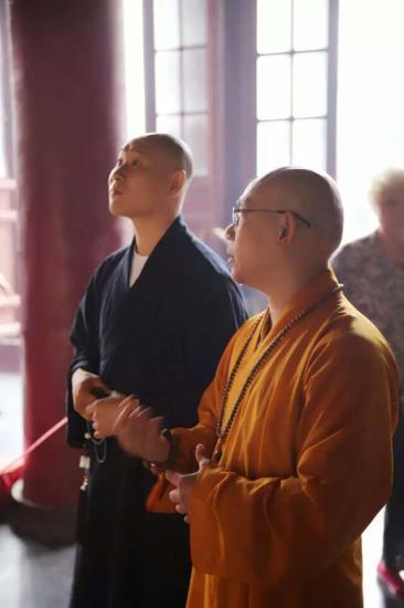 心开法师赴开封参学
