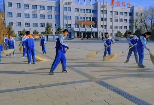 奋进新征程 学雷锋永远在路上——酒泉第五中学团委开展"学雷锋"志愿