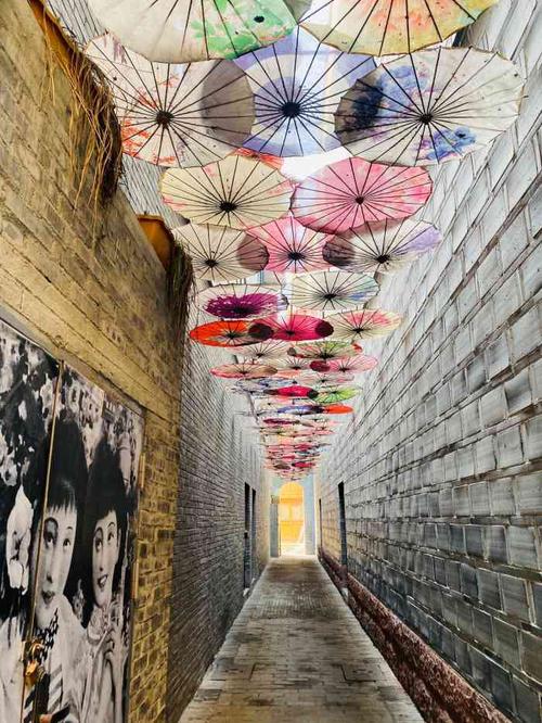 锦门61沉浸式民国景区-"[呲牙]成都97锦门 早就听