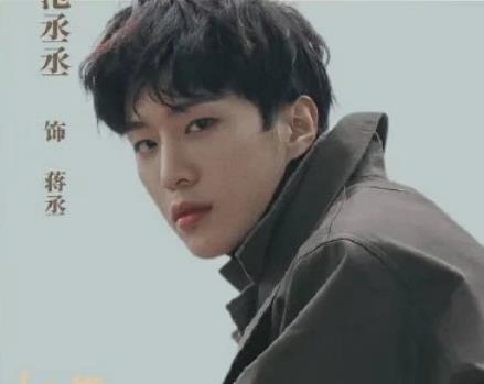 范丞丞王安宇出演耽美小说撒野范丞丞王安宇现身机场准备拍摄