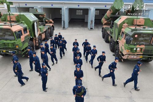 中国海军岸导部队展开复杂环境下对抗演练