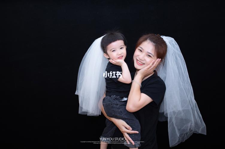 简约头纱亲子照_亲子照_简约风_头纱_有爱亲子照_摄影