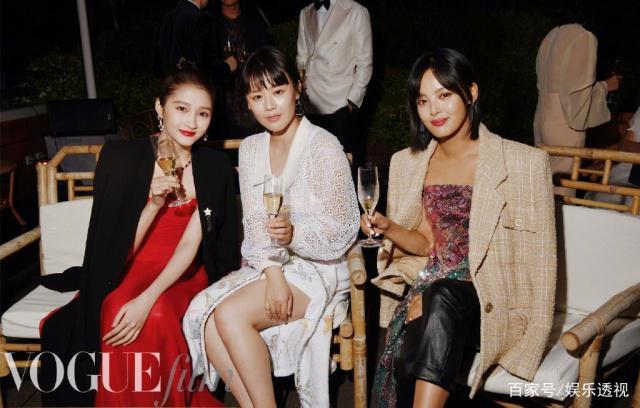 关晓彤马思纯等人同框