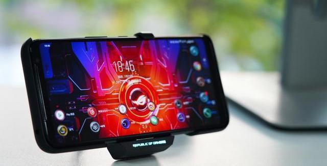 华硕rog phone 3上手评测:配置华丽,无愧败家之眼