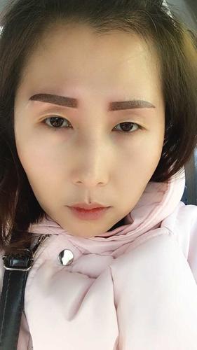 刚花2850纹完的眉毛,又红 又疼 又死板,期望以后能好看点 ,这点牺牲也