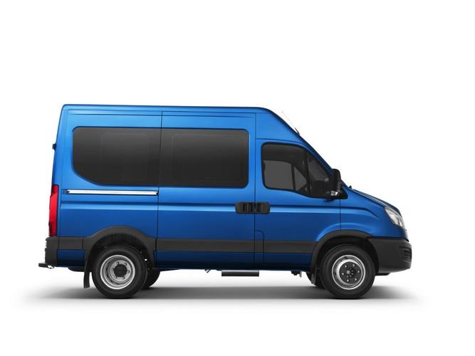 依维柯欧胜2018款 3.0t 4.5吨加长轴单排加宽底盘f1c